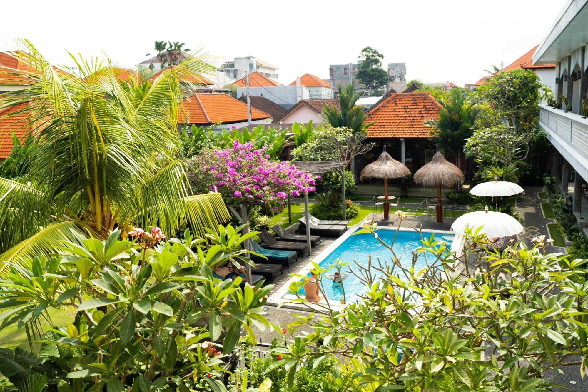 D-Anyar Stay And Surf Canggu Exterior photo